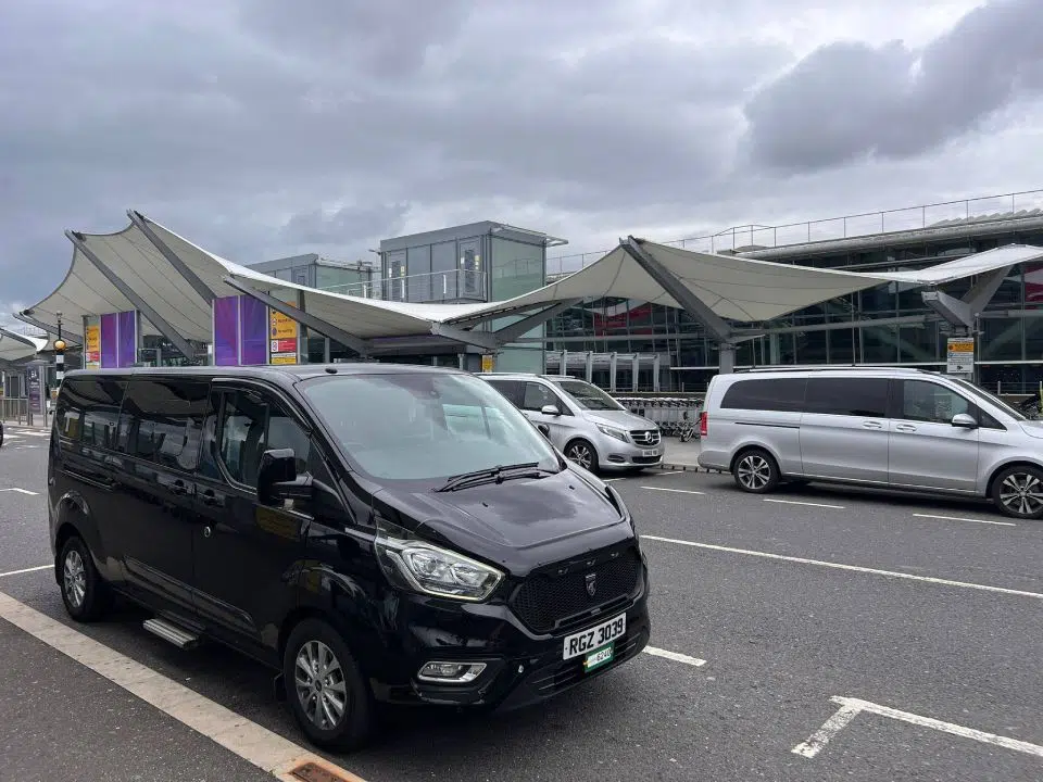 bristol airport taxi